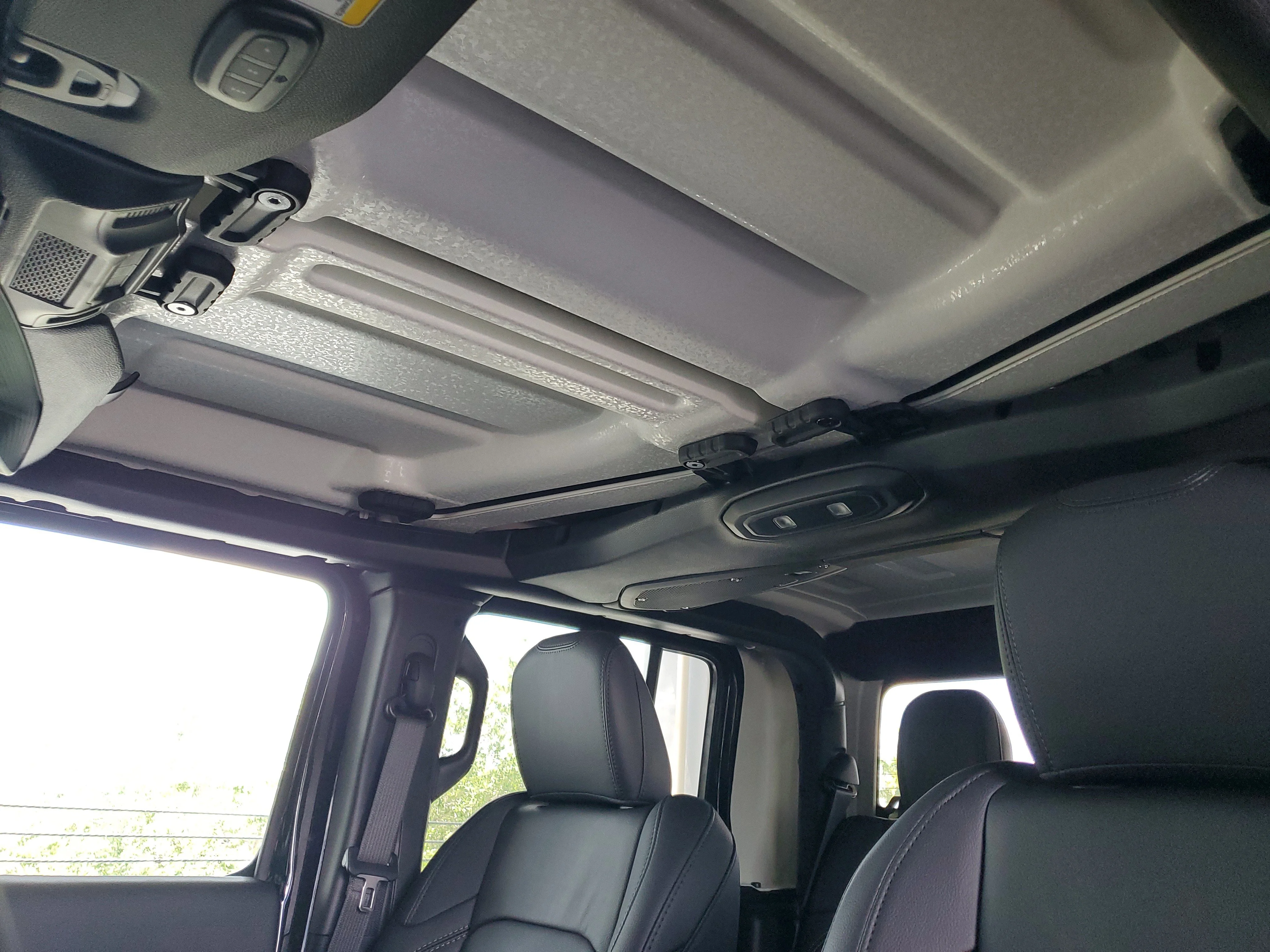 New 2026 Black Clear-Coat Exterior Paint Jeep Sahara image 19