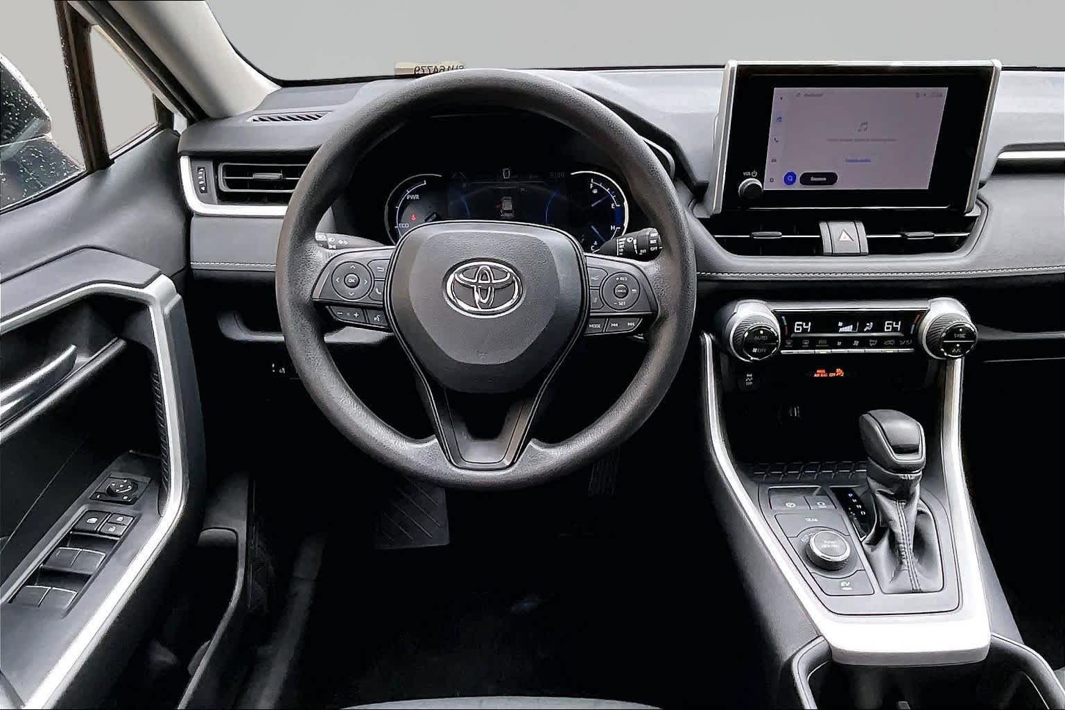 Used 2025 Ice Cap Toyota Hybrid XLE image 6