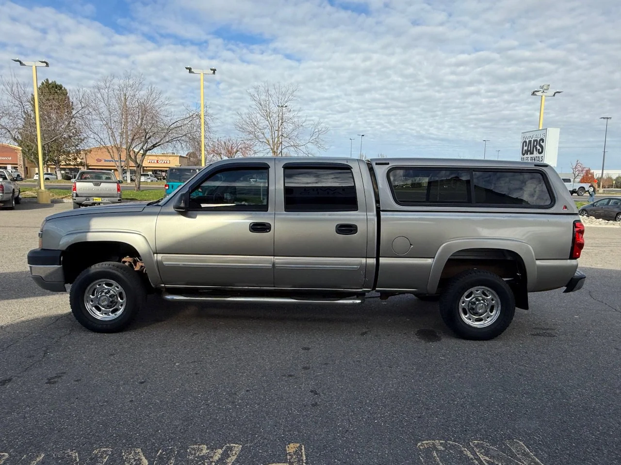 2003 Chevrolet Silverado 2500HD LS - Photo 5