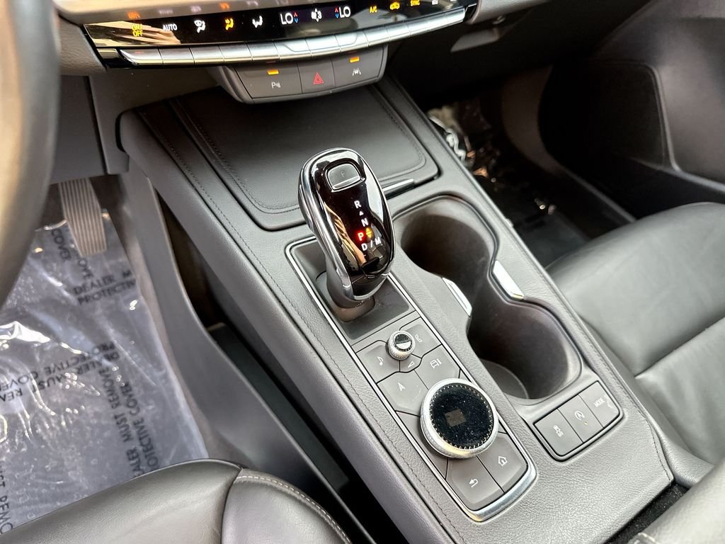 Used 2024 Silver Cadillac Premium Luxury image 7