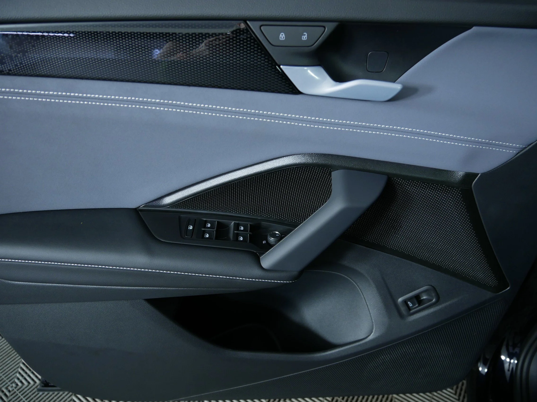 New 2026 Deep Black Pearl Volkswagen SE R-Line Black image 19