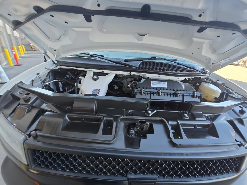 2023 Chevrolet Express Passenger LS - Photo 30