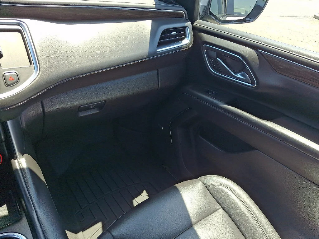 Used 2023 Sterling Gray Metallic Chevrolet Z71 image 17