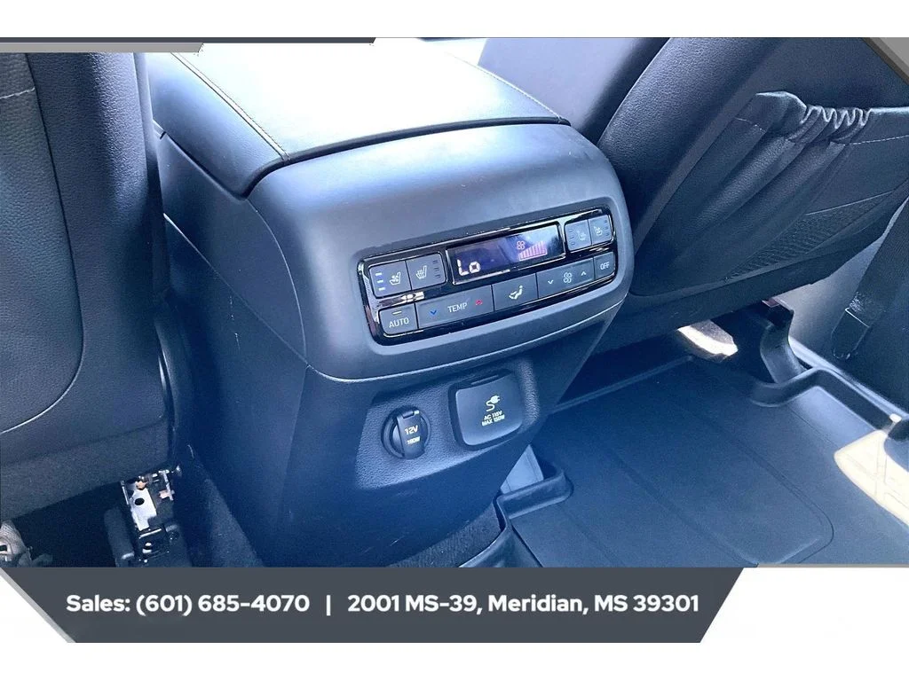 Used 2025 Steel Graphite Hyundai SEL Premium 7P image 25