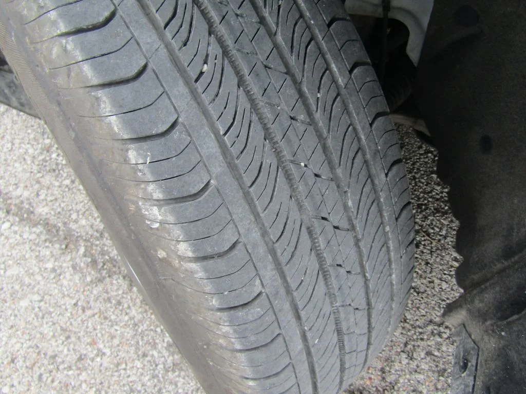Used 2024 White Ford XL image 22
