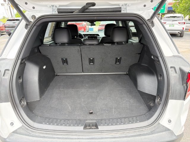 Used 2026 White GMC Elevation image 29