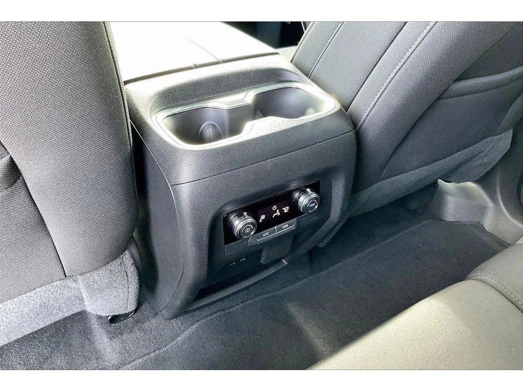 2025 GMC Acadia Elevation - Photo 25