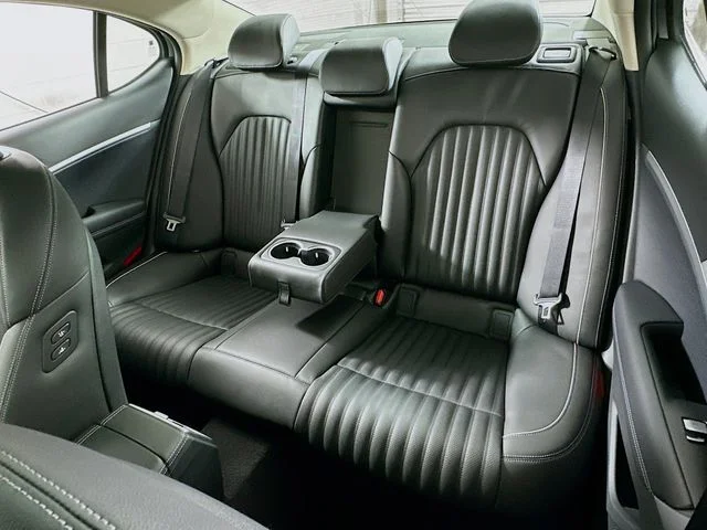 New 2026 Silver Genesis 2.5T Prestige image 12