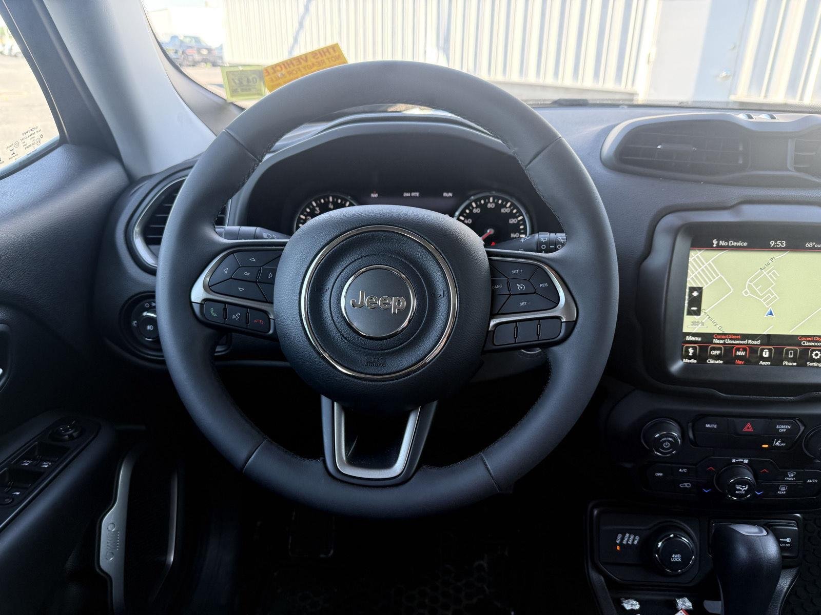 Used 2022 Gray Jeep  image 8