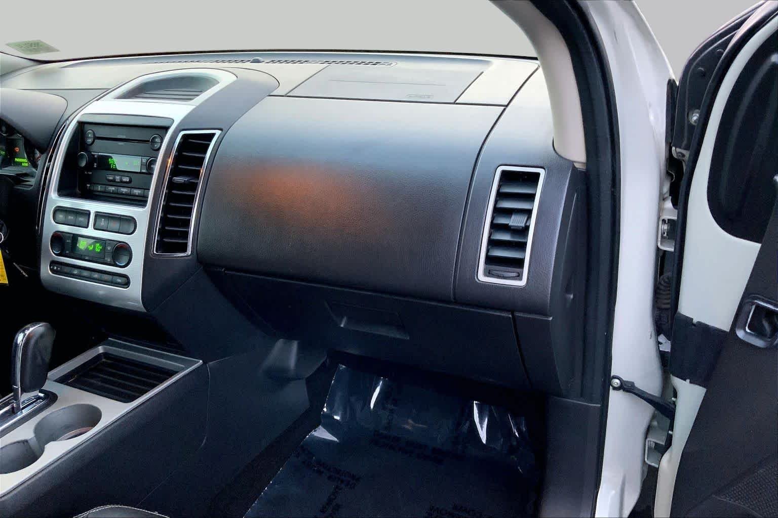 Used 2007 Dune Pearl Metallic Ford SEL PLUS image 14