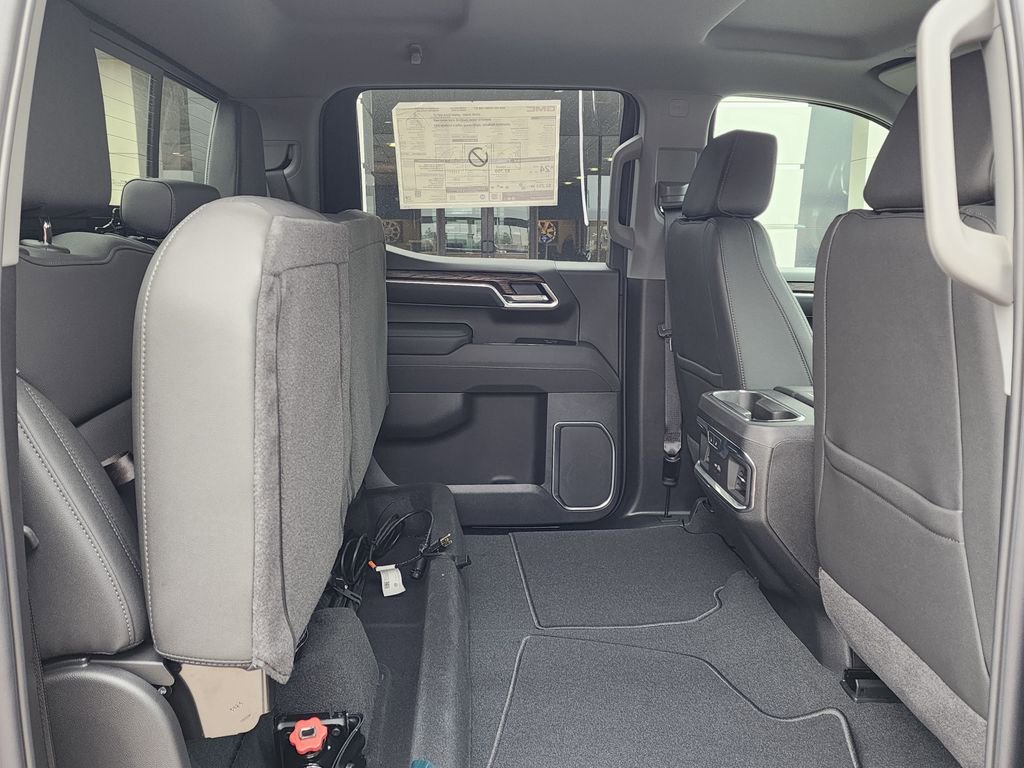 2026 GMC Sierra 1500 SLT - Photo 45
