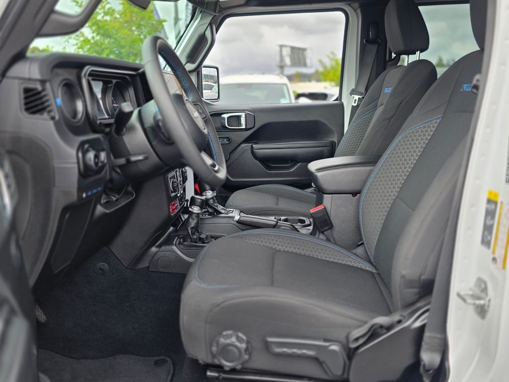 2025 Jeep Wrangler 4xe Rubicon 4XE - Photo 14