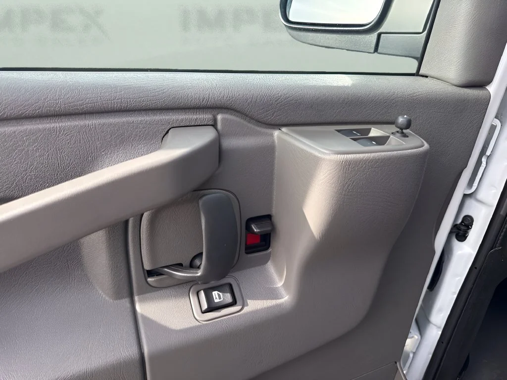 Used 2024 White Chevrolet LS image 20