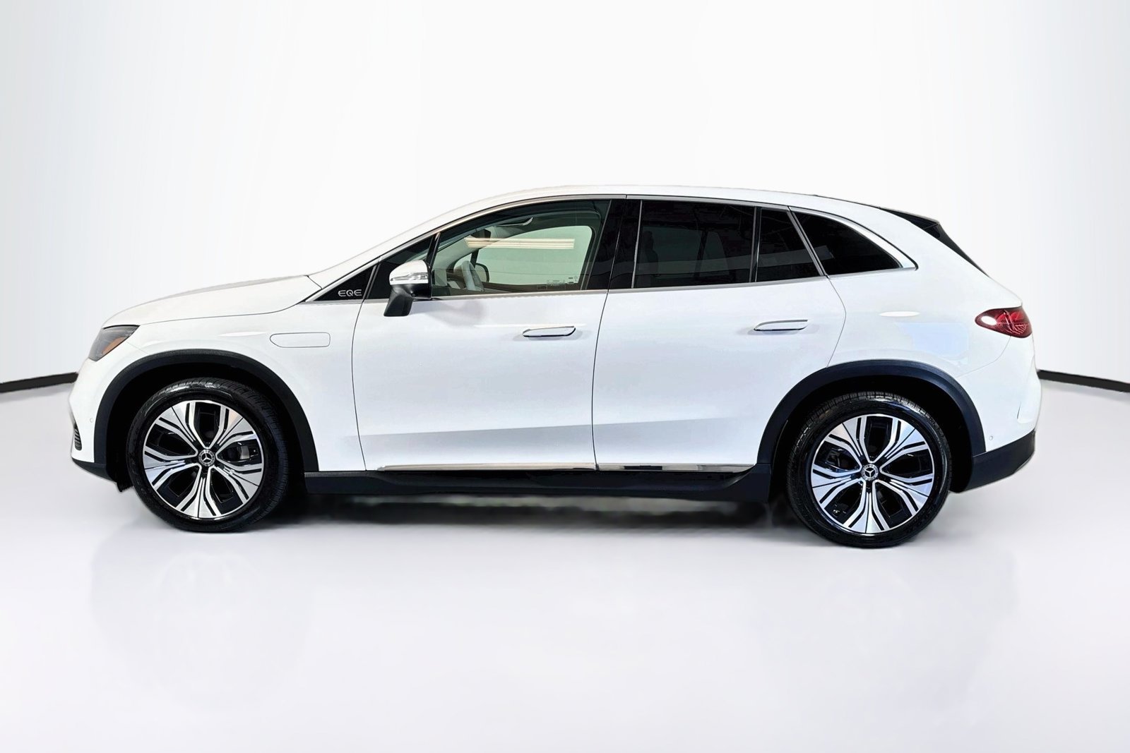 Certified Used 2023 Polar White Mercedes-Benz EQE 350 image 8