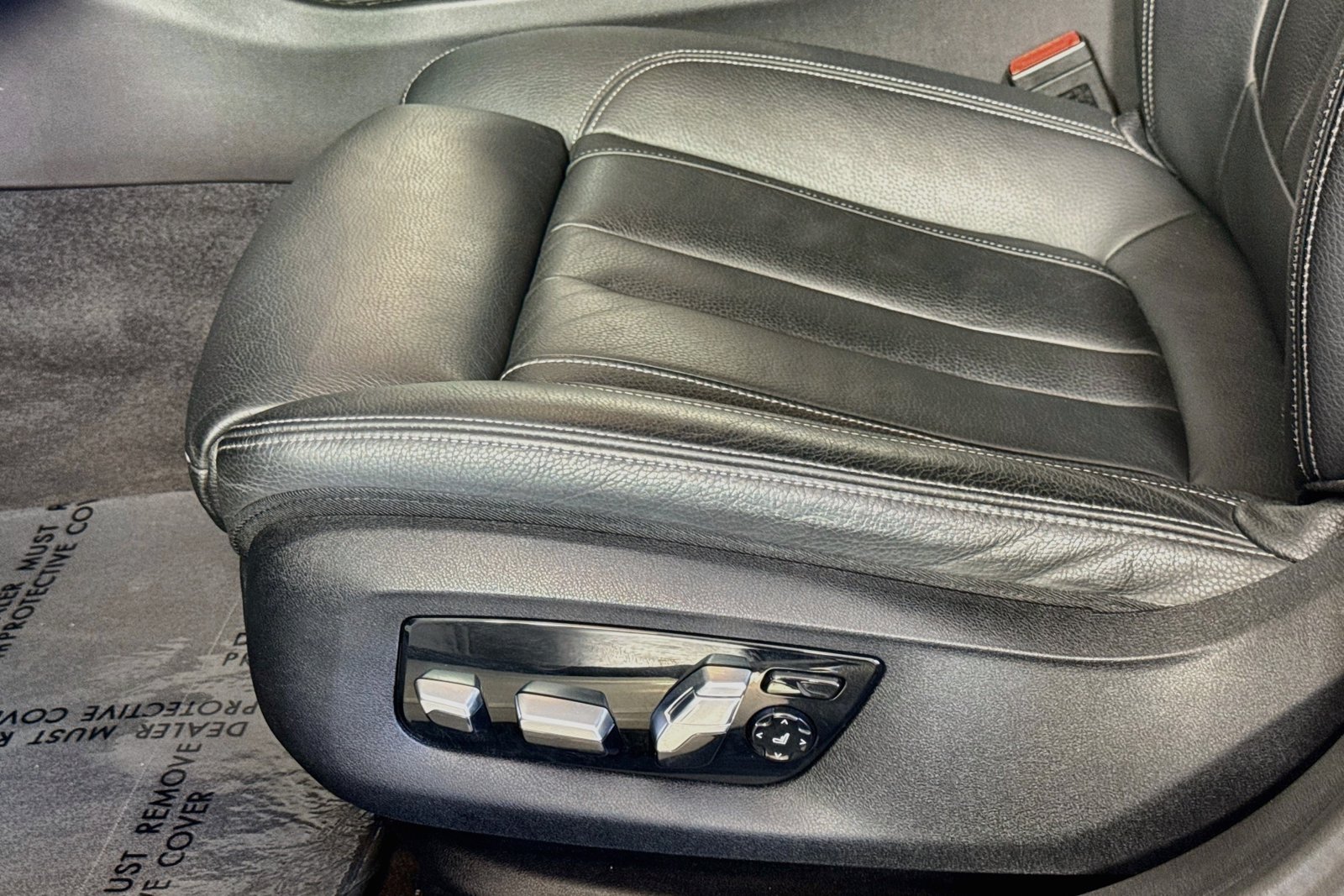 Used 2021 Dravit Grey Metallic BMW 740i image 17