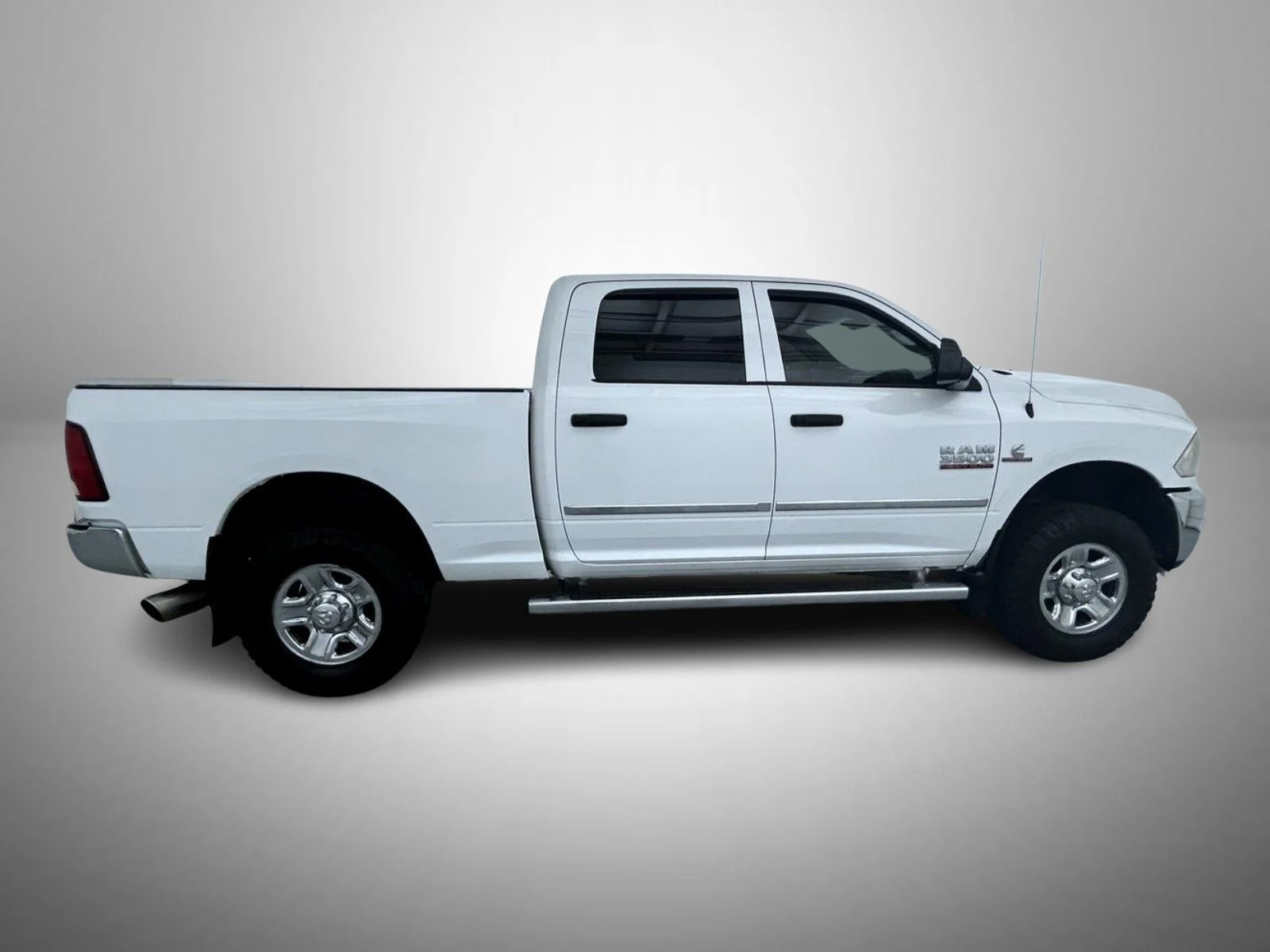Used 2015 White Ram Tradesman image 4