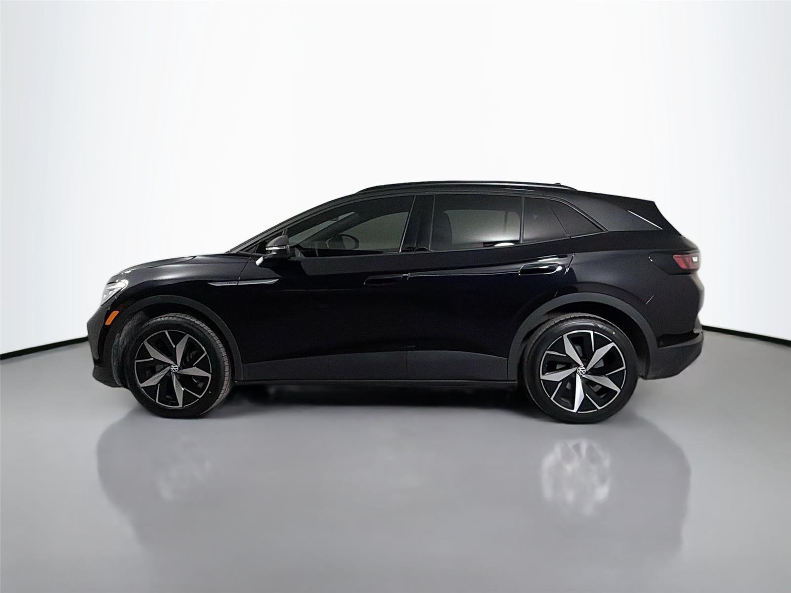 Certified Used 2023 Deep Black Pearl Volkswagen Pro S image 8