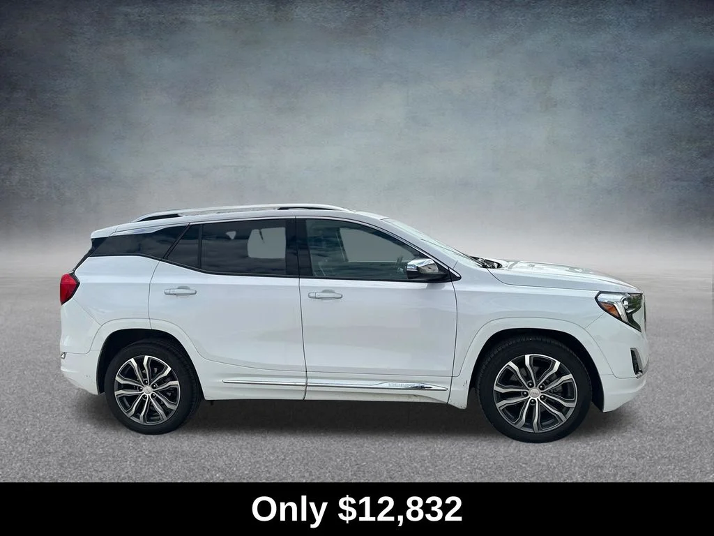 Used 2018 White GMC Denali image 4