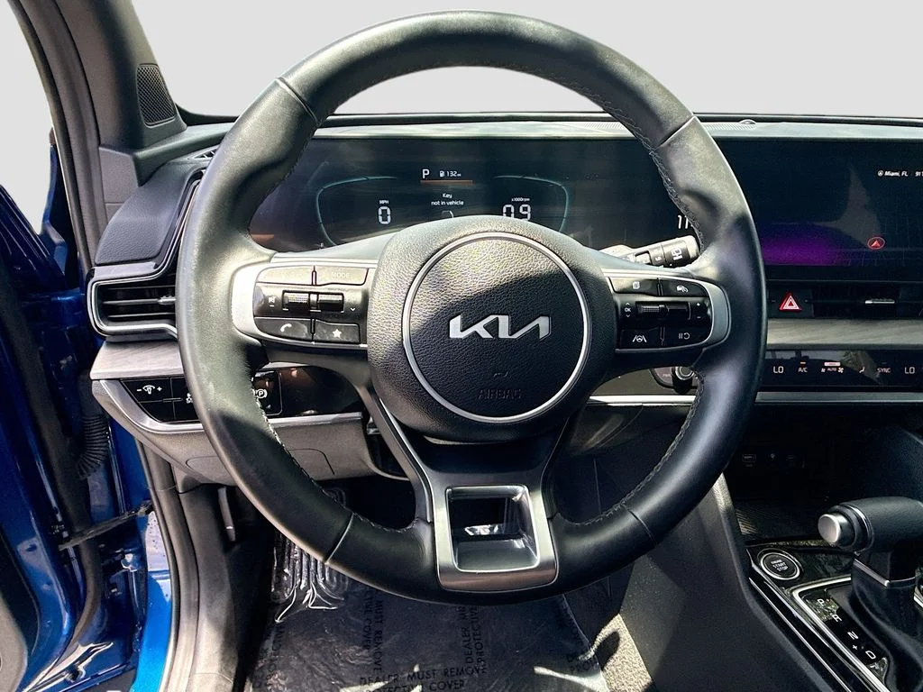 Used 2025 Blue Kia X-Line image 11