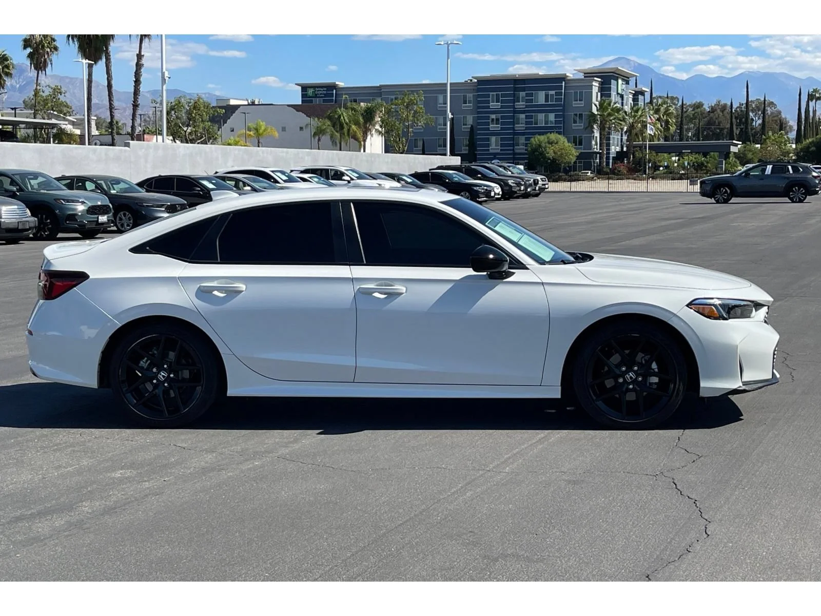 Used 2026 Platinum White Pearl Honda 2WD Sport Hybrid image 31