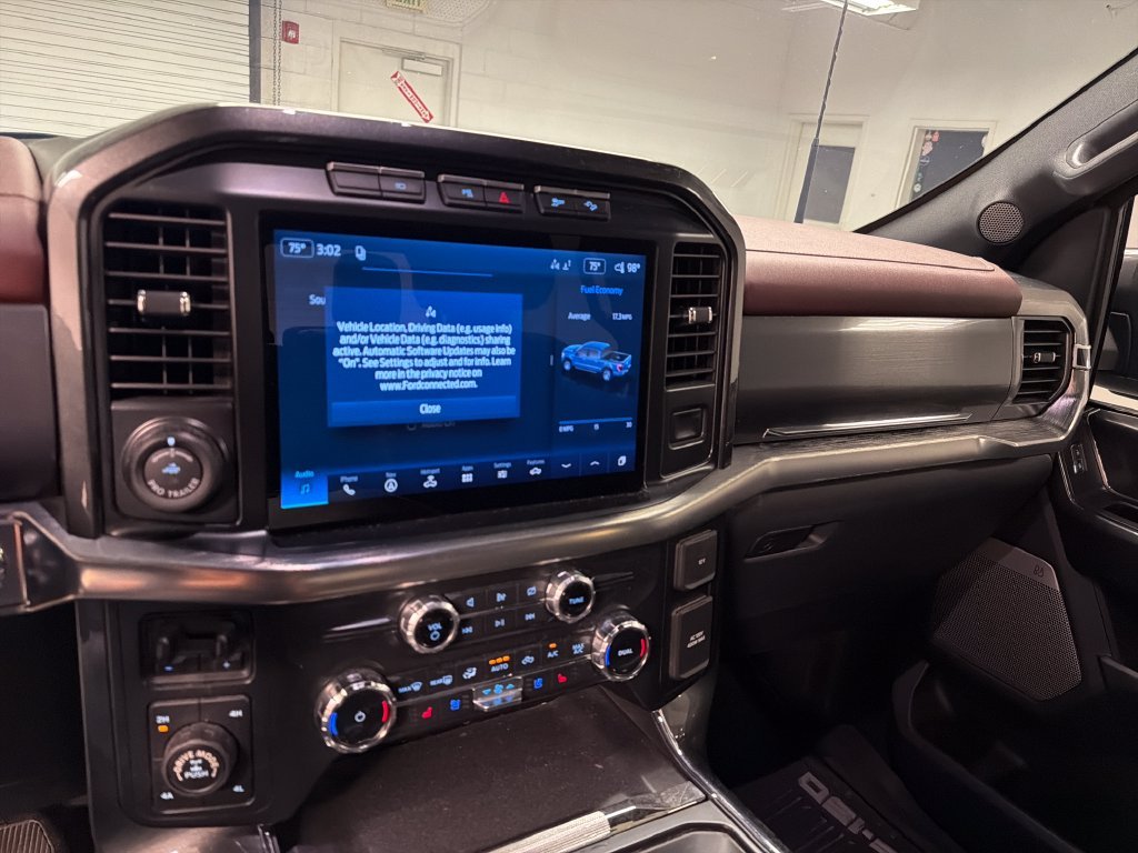 Used 2022 Gray Ford Lariat image 32