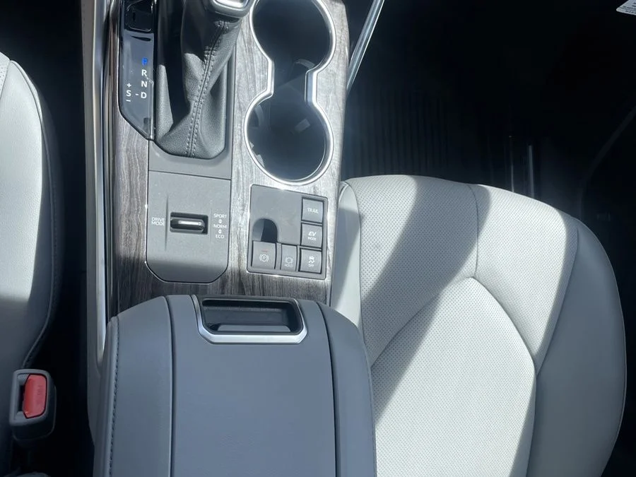 New 2026 Heavy Metal Toyota Hybrid Platinum image 24
