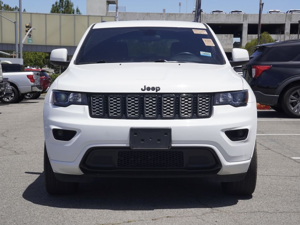 Used 2021 White Jeep Laredo X image 5