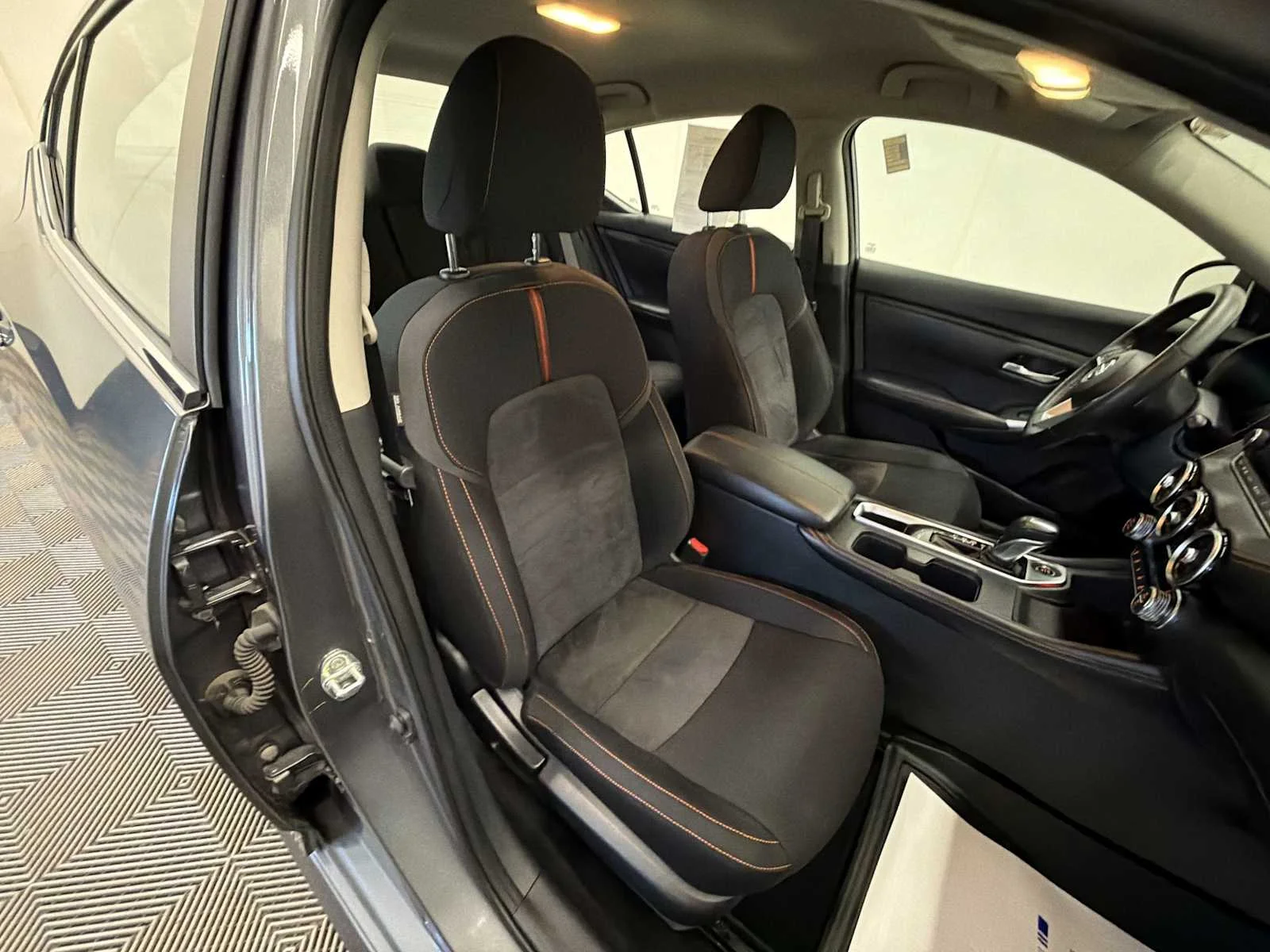 Used 2020 Gun Metallic/Super Black Nissan SR image 24