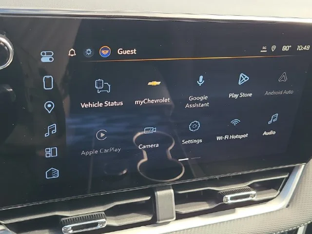 New 2027 Summit White Chevrolet LT image 29