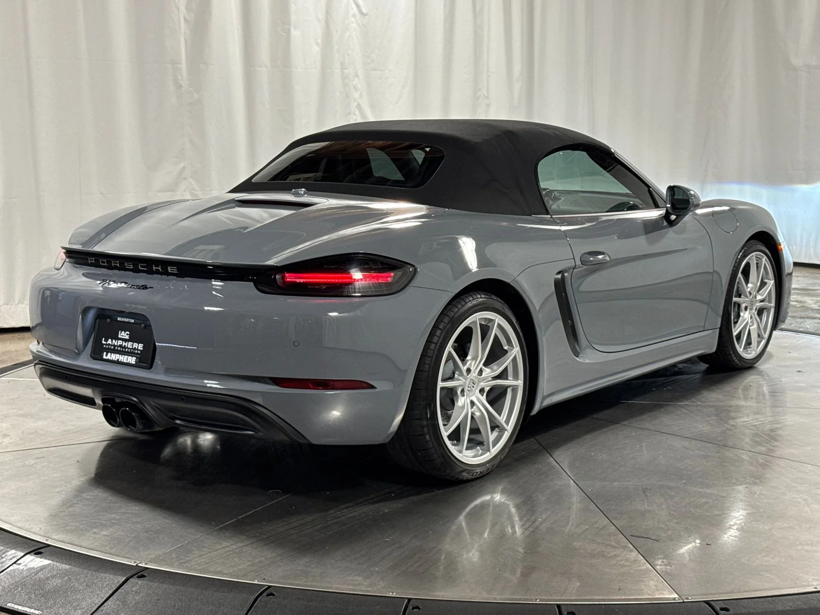 Used 2025 Arctic Grey Porsche Base image 9