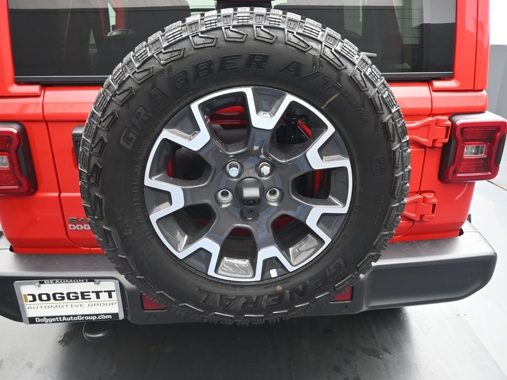 New 2025 Firecracker Red Clear-Coat Exterior Paint Jeep Sahara image 24