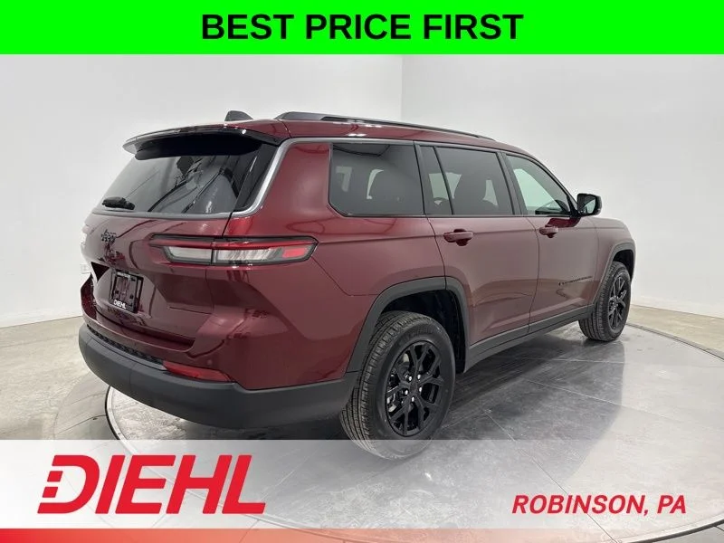 New 2026 Velvet Red Pearl-Coat Exterior Paint Jeep Laredo image 7