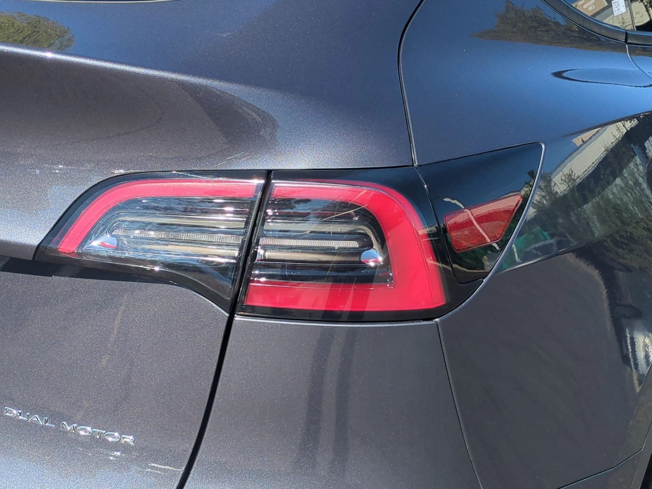 2023 Tesla Model Y Long Range - Photo 12