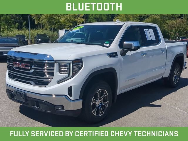 Used 2025 White GMC SLT image 12