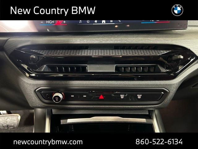 2026 BMW 3 Series 330i - Photo 23