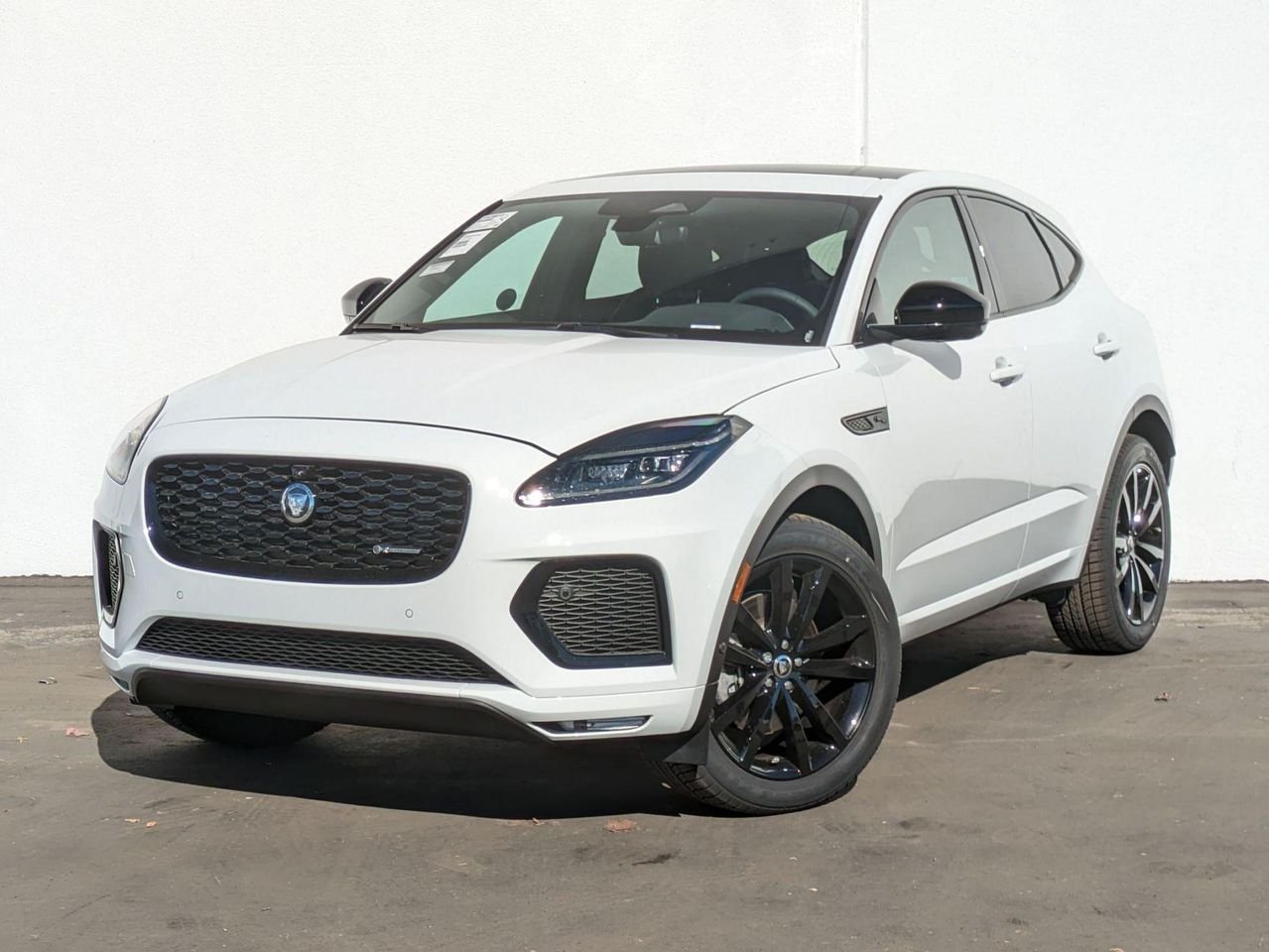 2024 Jaguar E-Pace R-DYNAMIC SE