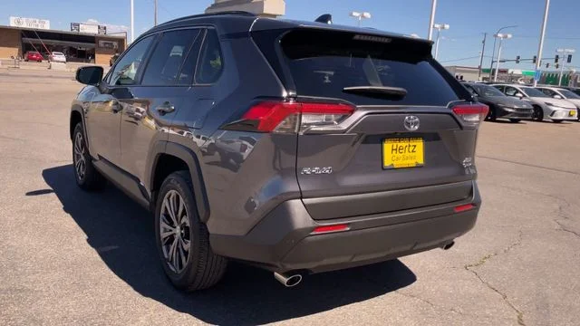 Used 2025 Gray Toyota XLE Premium image 8