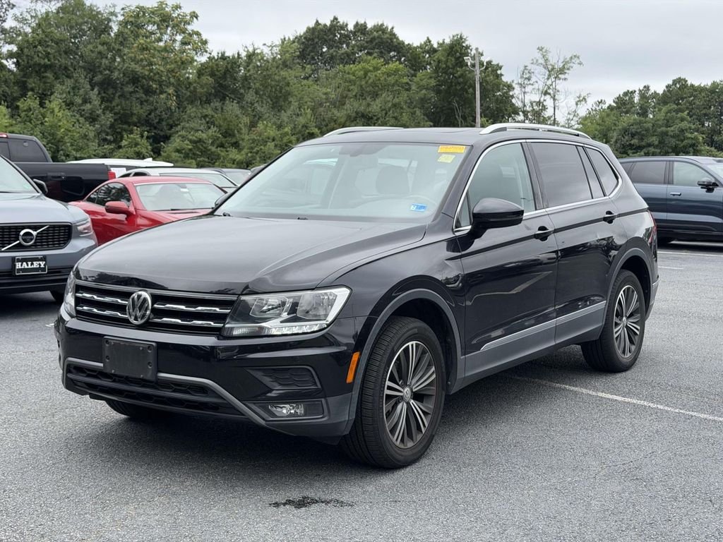 Used 2018 Black Volkswagen 2.0T SEL image 4