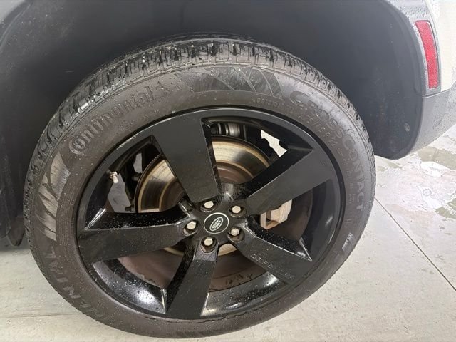 Used 2020 Fuji White Land Rover HSE image 29