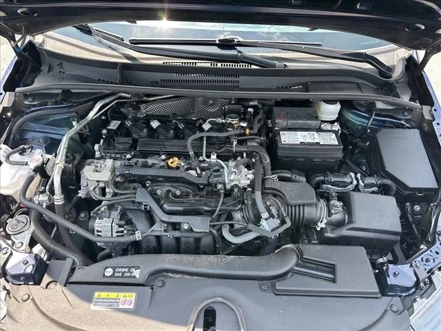 Used 2025  Toyota LE image 32