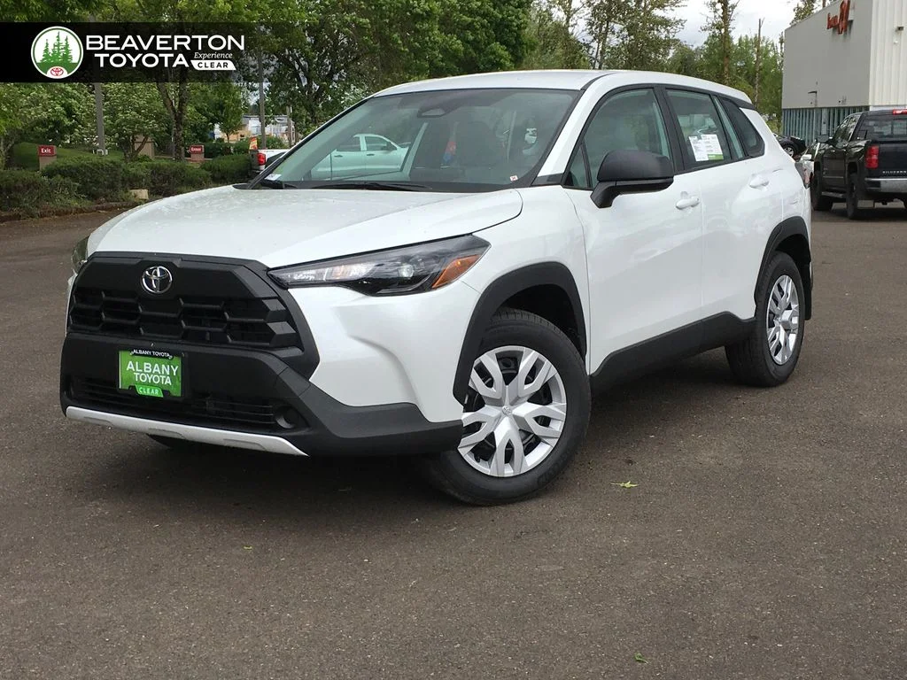 2026 Toyota Corolla Cross L AWD's photo