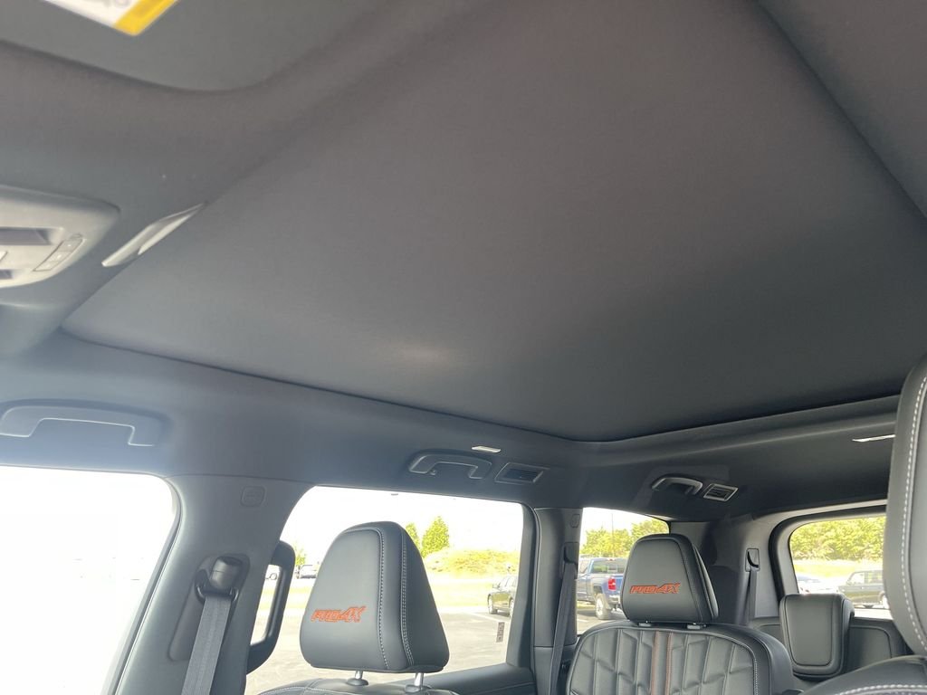 2026 Nissan Armada PRO-4X - Photo 22