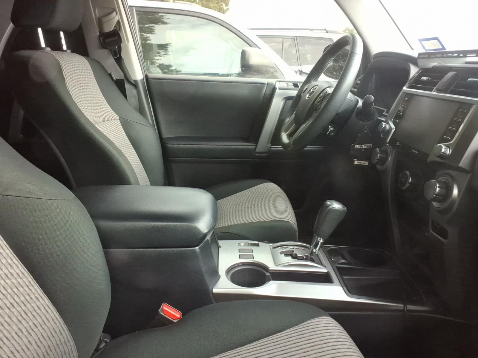 Certified Used 2022 Midnight Black Metallic Toyota SR5 image 9