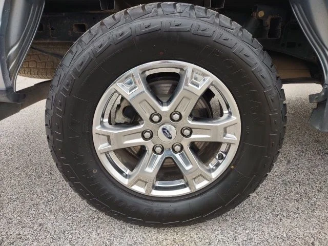 Certified Used 2023 Silver Metallic Ford XLT image 29