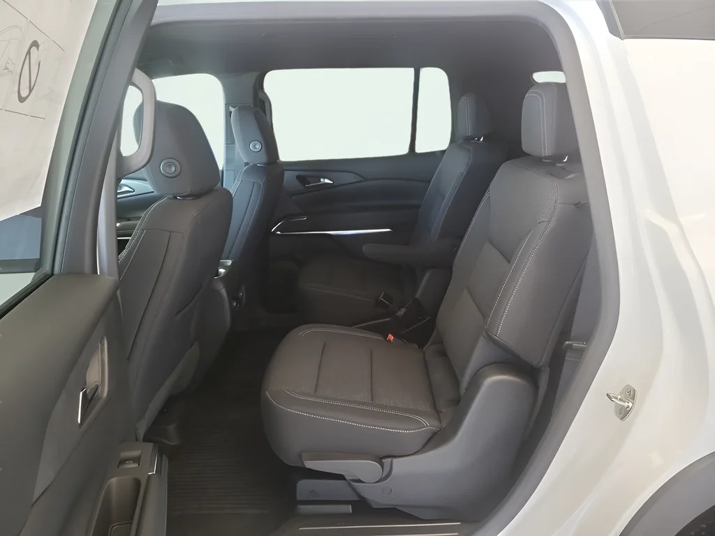 2026 Chevrolet Traverse LT - Photo 17