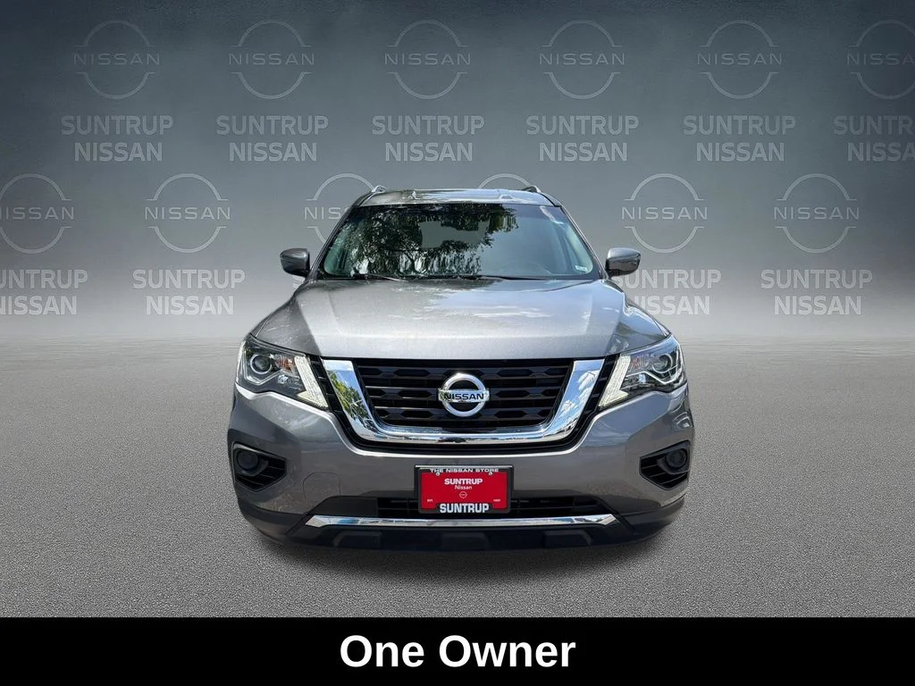 Used 2020 Gray Nissan S image 10