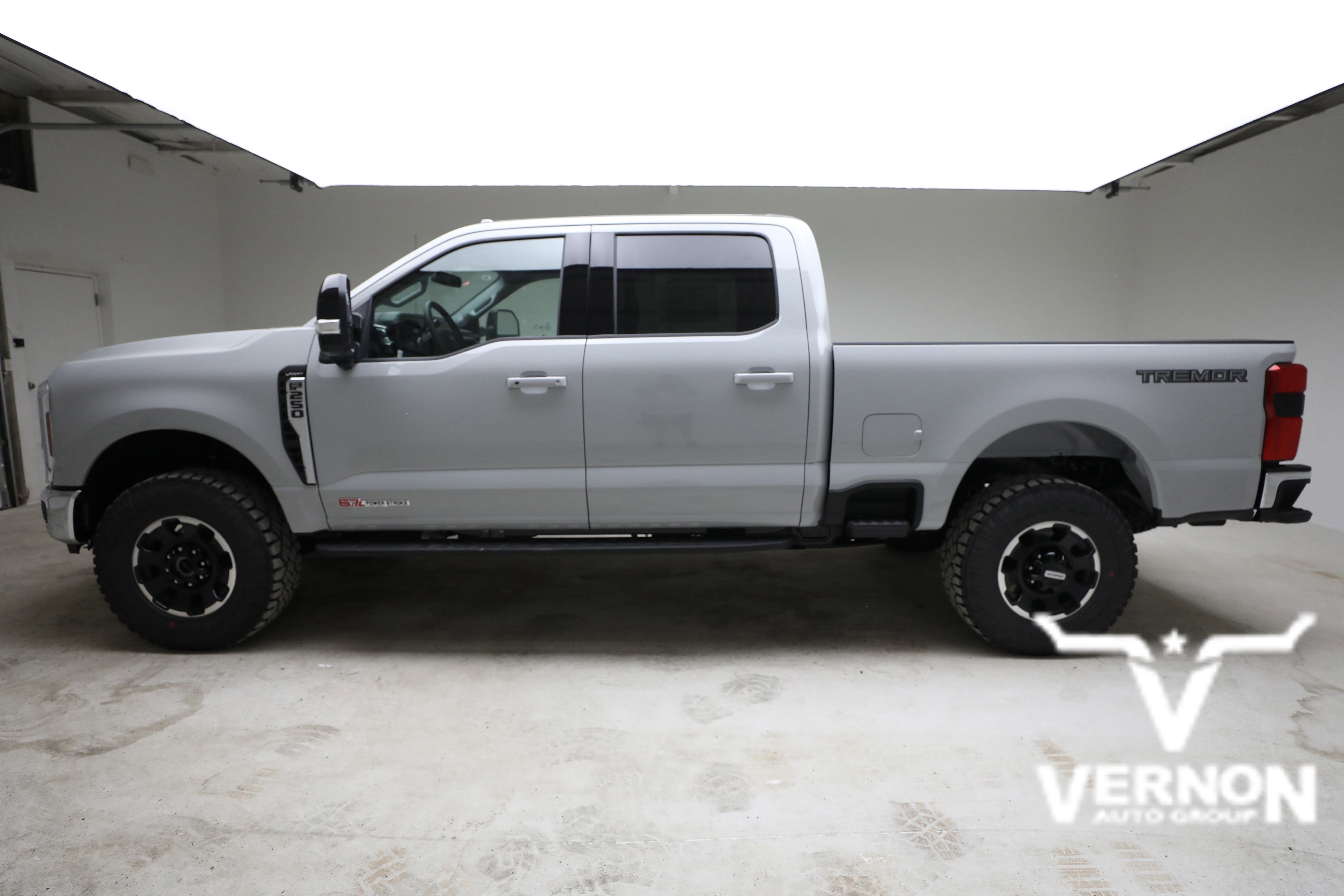 New 2026 Avalanche Ford  image 2