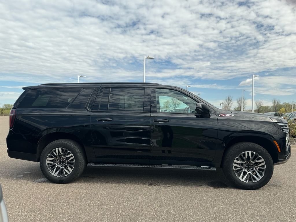 2025 Chevrolet Suburban Z71 - Photo 19