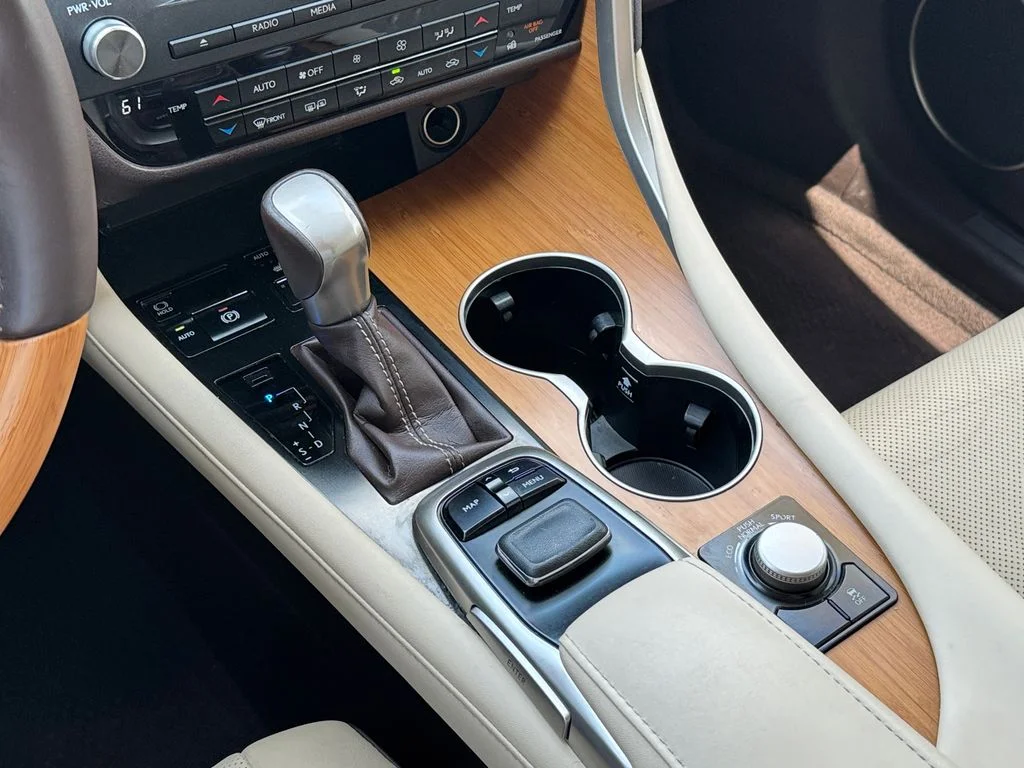 Used 2017 Silver Lexus 350 image 17