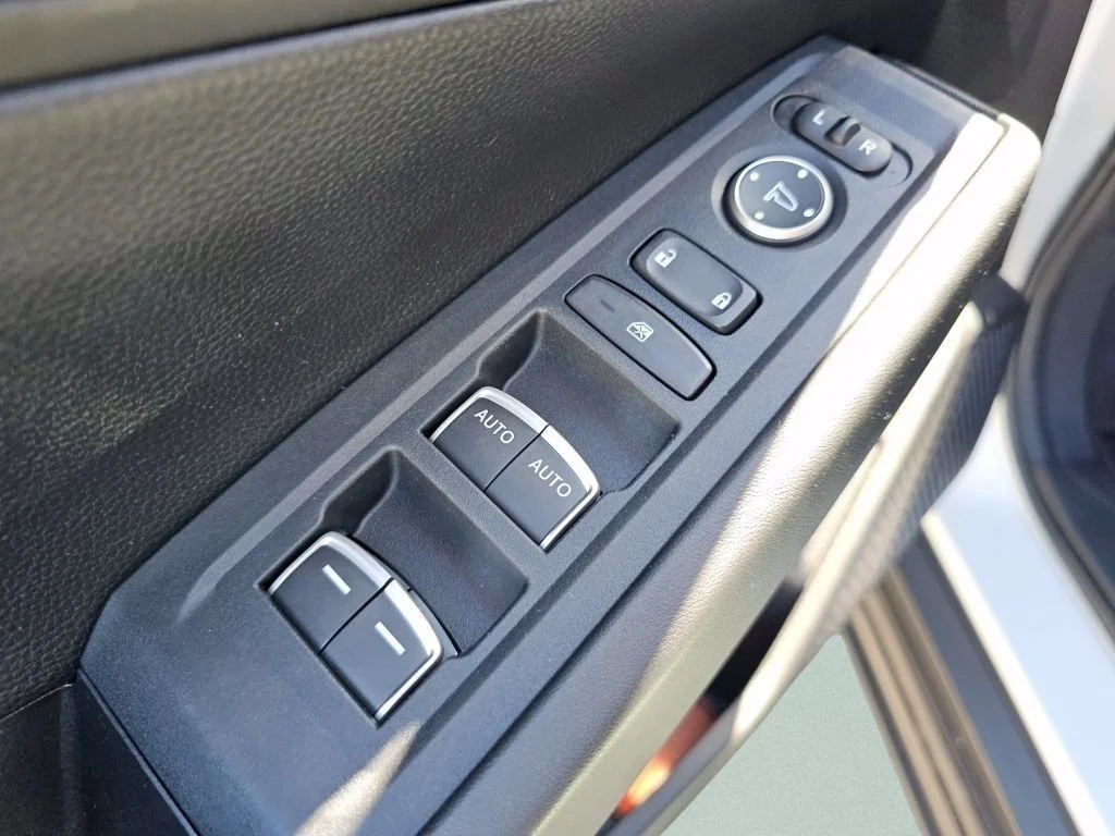 Used 2024 White Honda LX image 29